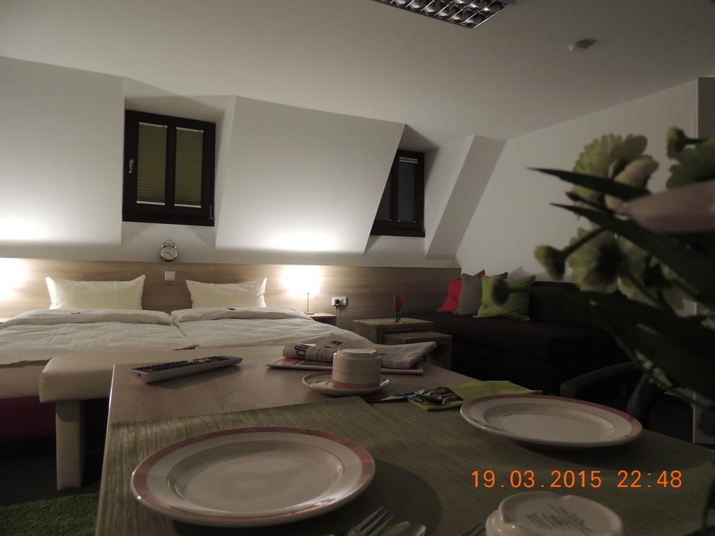 Ratsstube Blasius Hotel Merzig Room photo